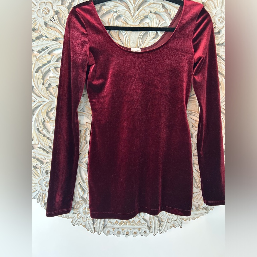 Garage Red Velvet Long Sleeve Top – Ladies Size Small, Soft and Stylish